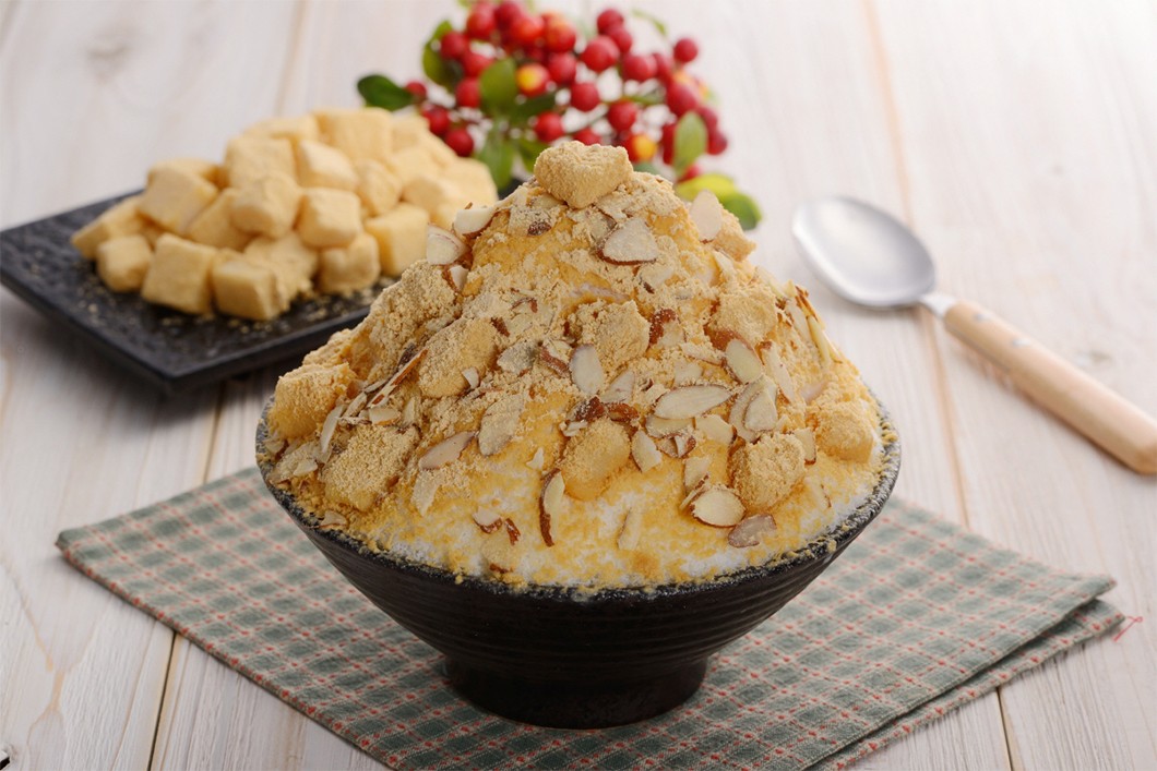 Bean-Powdered-Milk-Bingsu.jpg